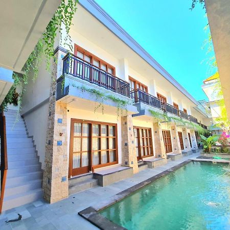 Kamandaka Hostel กูตา ภายนอก รูปภาพ