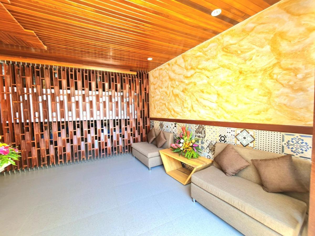 Kamandaka Hostel กูตา ภายนอก รูปภาพ