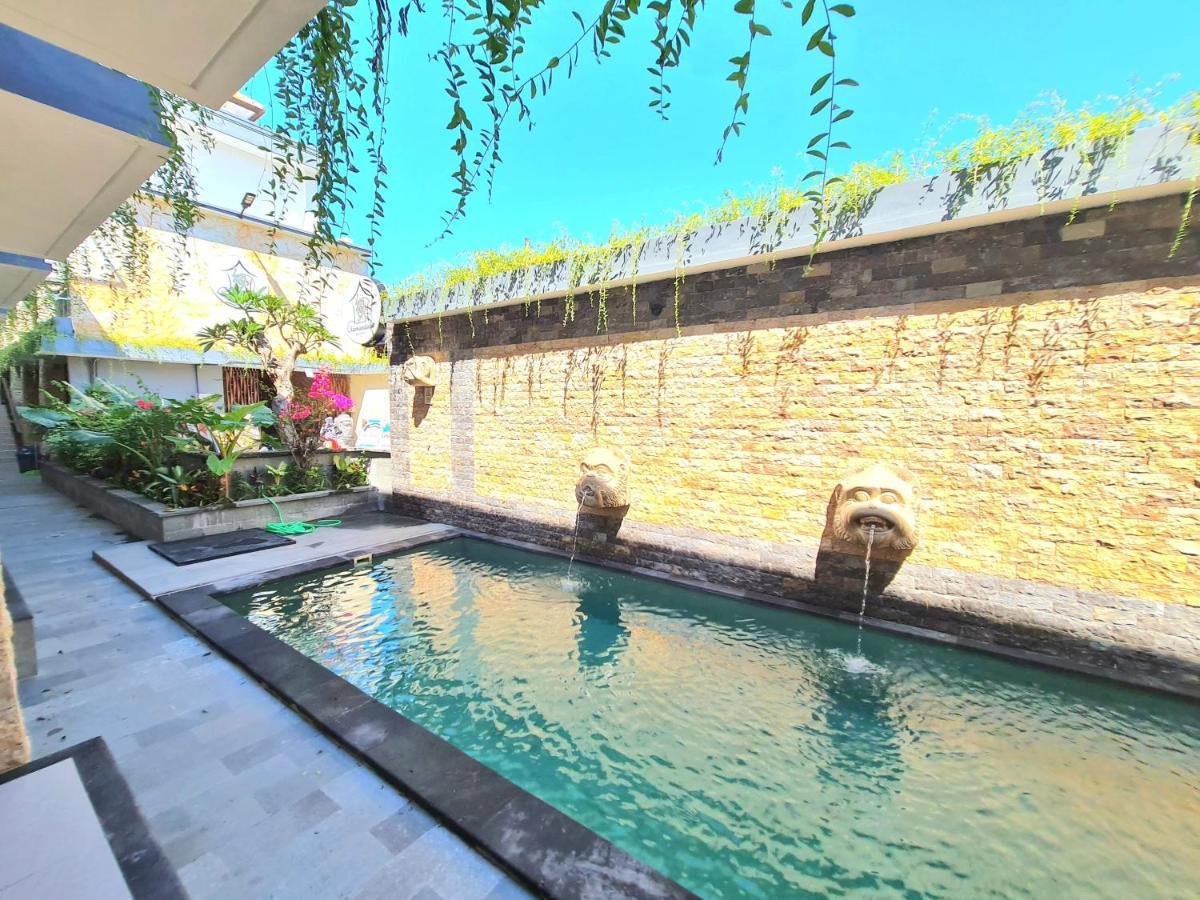 Kamandaka Hostel กูตา ภายนอก รูปภาพ