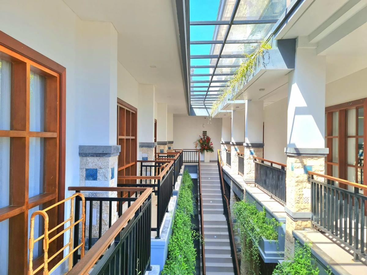 Kamandaka Hostel กูตา ภายนอก รูปภาพ