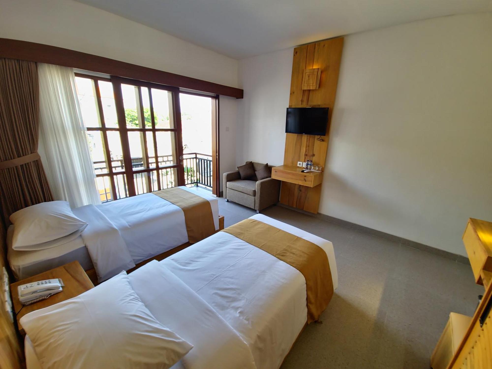 Kamandaka Hostel กูตา ภายนอก รูปภาพ